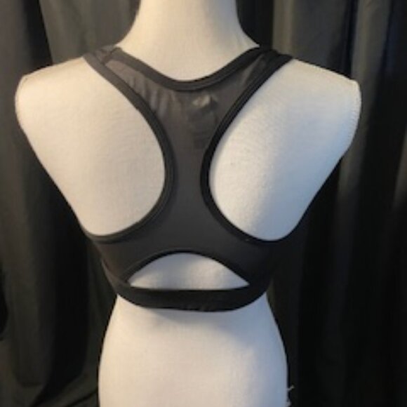 VS Pink sports bra - Picture 5 of 5